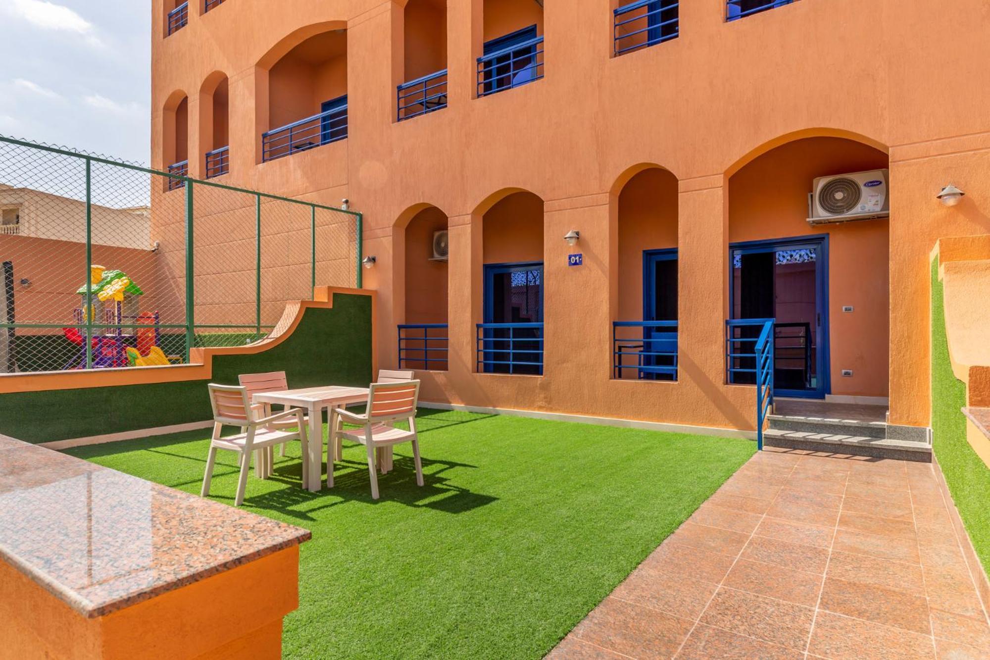 Royal Day Plaza Hotel 6th of October City Exterior foto